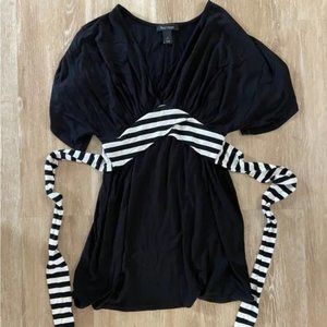 White House Black Market WHBM Tunic Beach Cover Up, Black & White with tie waist